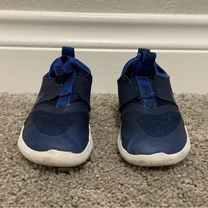 Toddler Size 9 Blue Nikes